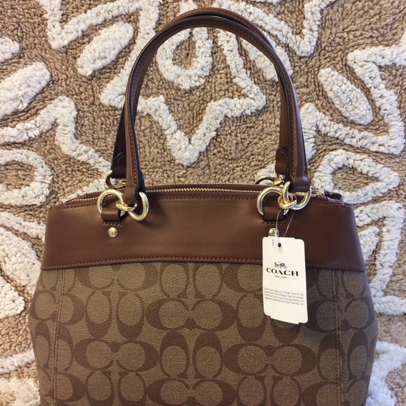 NWT COACH MINI BROOKE CARRYALL - Picture 3 of 6